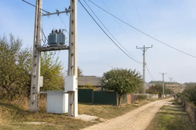 Întreruperi programate de energie electrică în mai multe localități din Botoșani