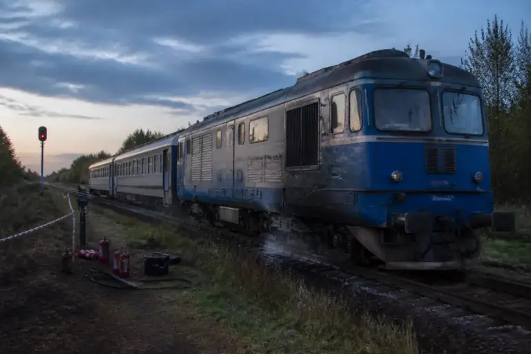 Raport AGIFER: locomotiva incendiată între Leorda și Botoșani era scadentă la reparații